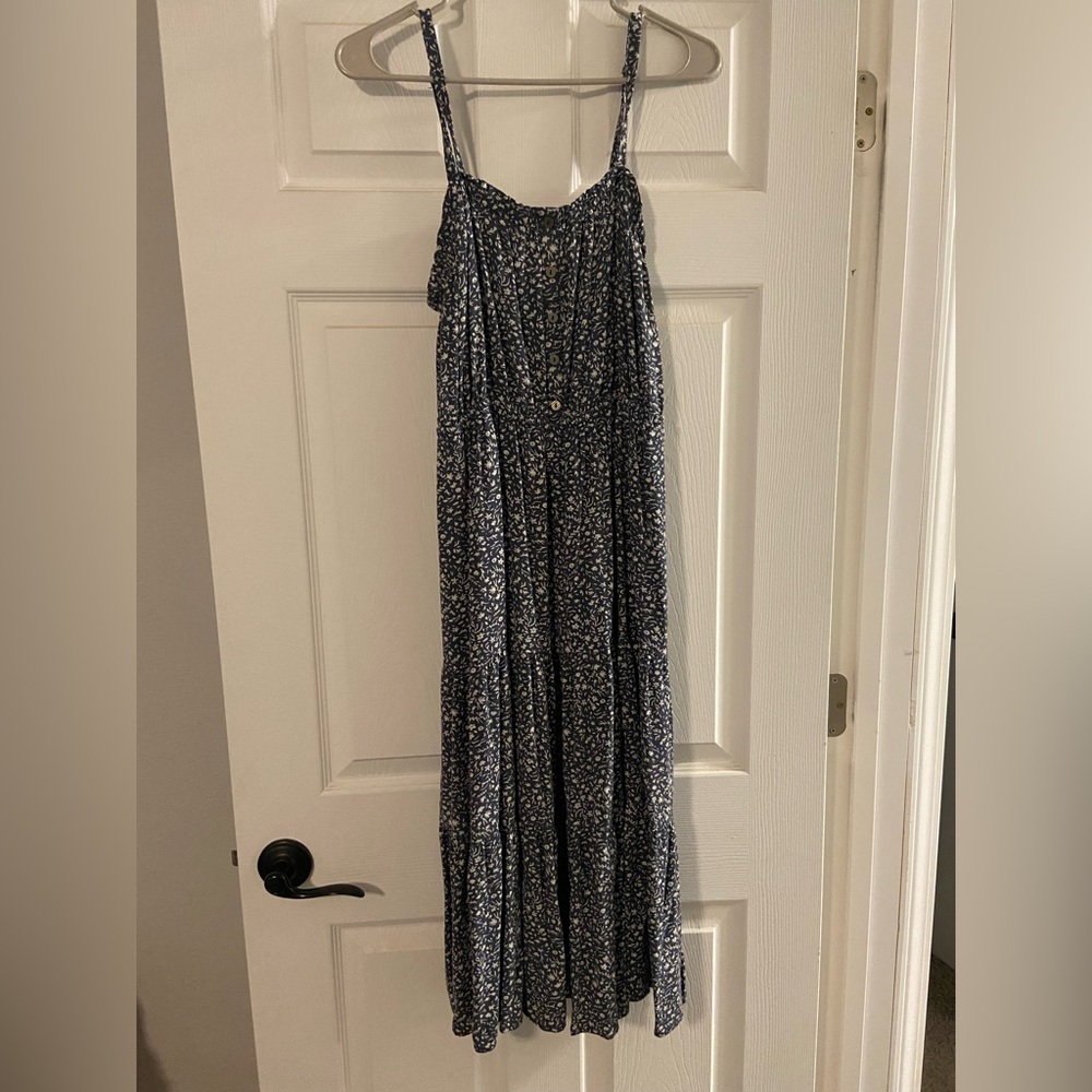 Universal Thread Navy Floral Dress
